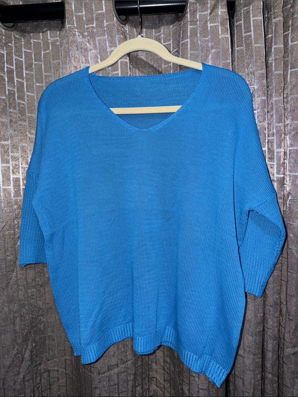 Women's Relaxed V-Neck Sweater in Bright Blue